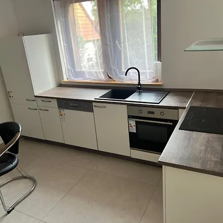 Lejlighed Kaune Balkon Freies Wlan Kostenlose Parkplaetze Sarstedt