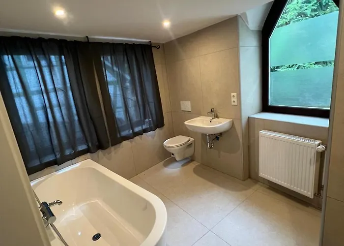 Kaune Balkon Freies Wlan Kostenlose Parkplaetze Apartamento